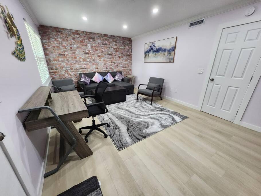 Modern Island Serenity!-Pet-Friendly Villa Хилтън Хед Айлънд Екстериор снимка